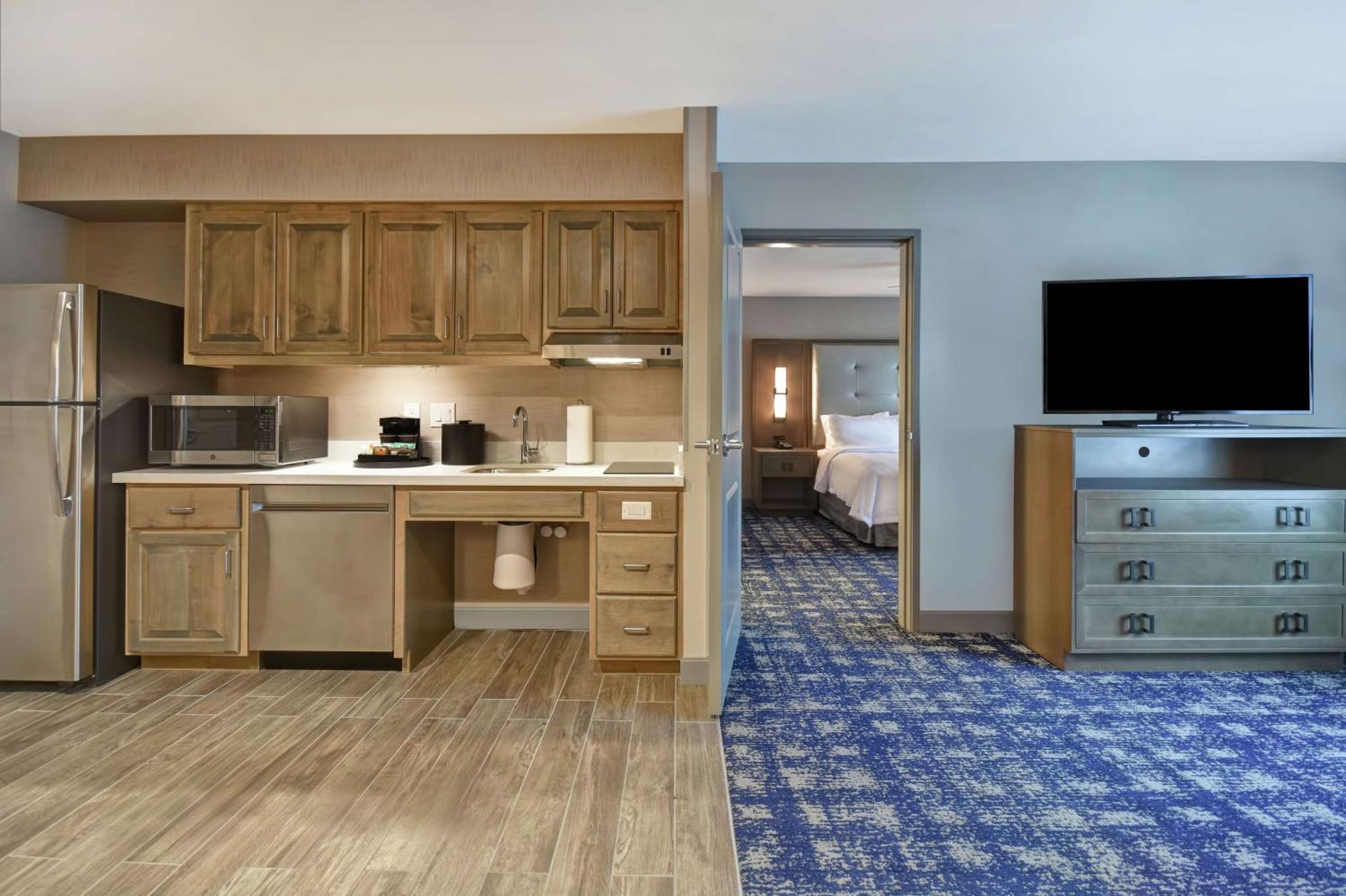 Homewood Suites By Hilton Orange New Haven Exterior photo